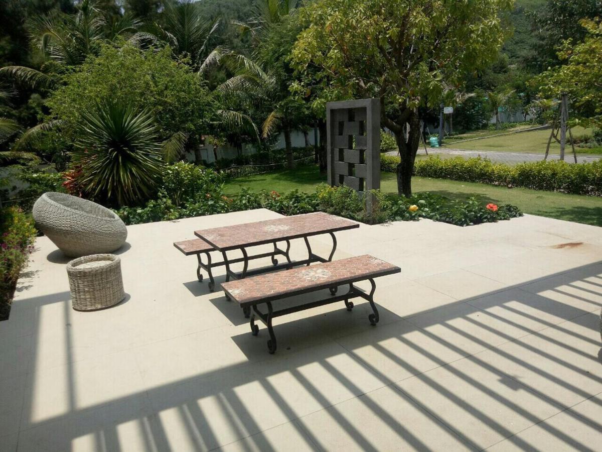 Villas At Oceanami Resort Long Hai Exterior photo
